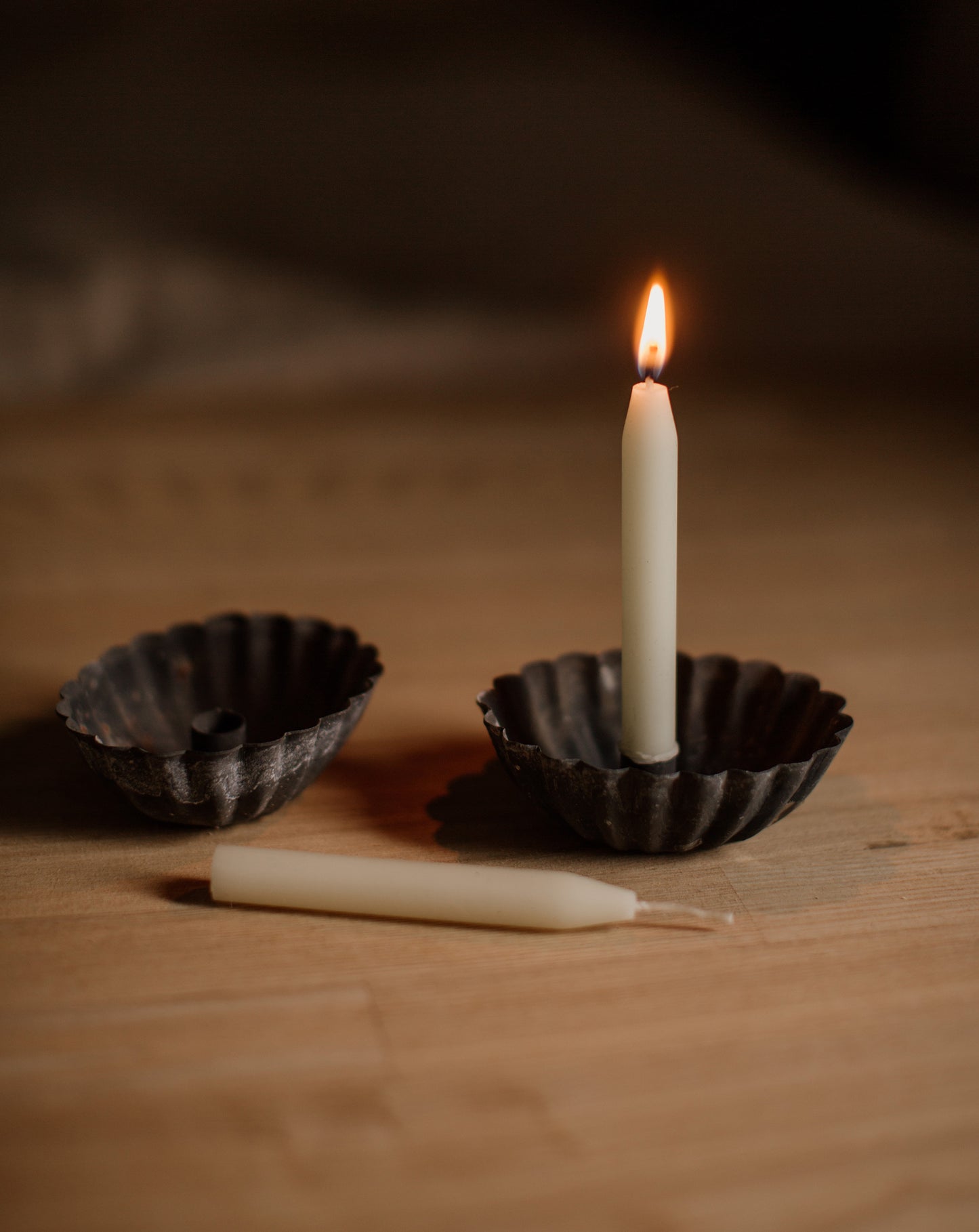 Enkelikellon kynttilät, mehiläisvahaa