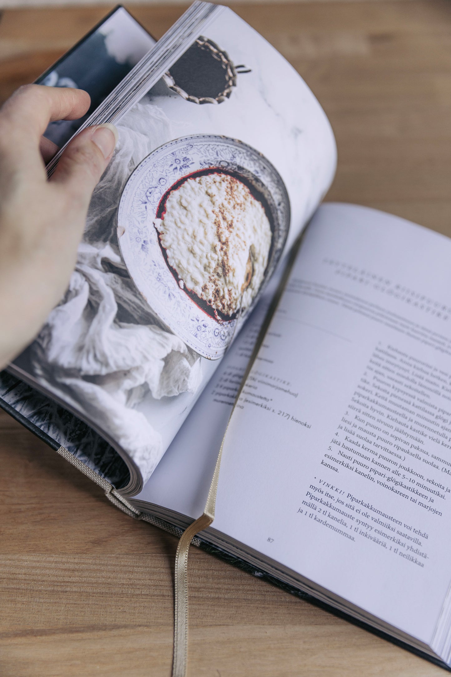 Kirja Nordic Winter Cookbook